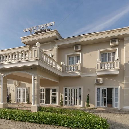 Green Forest Hotel Tebing Tinggi Екстериор снимка
